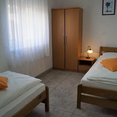 Apartment Valkane Pula